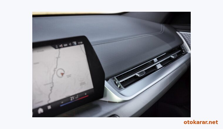 BMW İX2 resmi