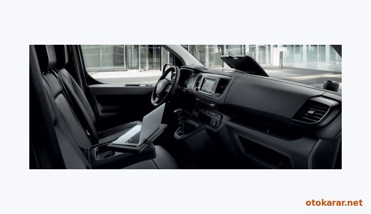Peugeot Expert Van resmi