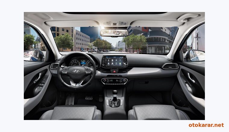 Hyundai i30 resmi