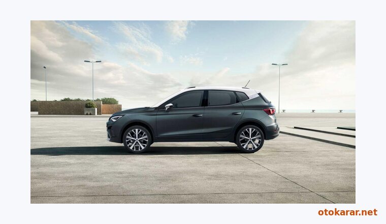 SEAT Seat Arona resmi