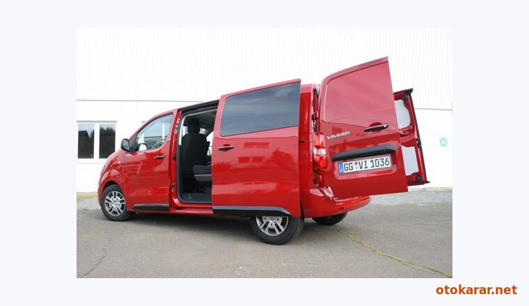 Opel Vivaro City Van resmi