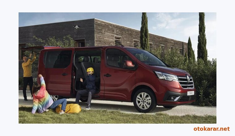 Renault Trafic Combi resmi